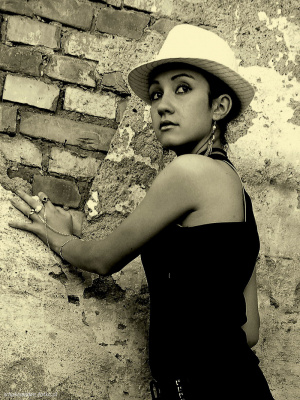 model, dress, hat