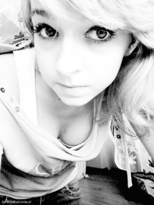 eyelash, hair, selfie, monochrome