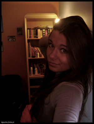 hair, fun, smile, room, shelf