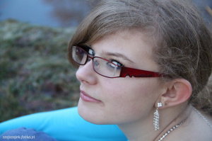 eyelash, hair, skin, cool, glasses, ear, sunglasses, goggles