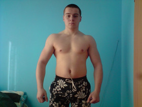 Aktualna forma 78kg ,173 cm , 18 lat