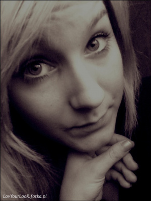 mouth, eyelash, skin, hand, selfie, monochrome