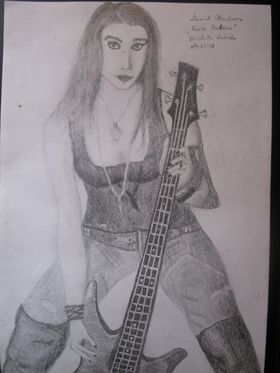 Karin Axelsson:) Prosze sie nie smiac:P Pierwszy raz cos takiego rysowalem wieloma olowkami i wogole:P Gitare nigdy wczesniej nie rysowalem wiec widac na pierwszy rzut oka jak to wyglada:P