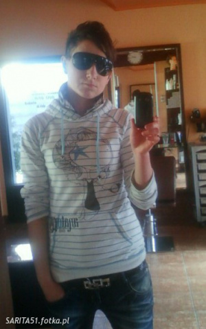 selfie, fun, jeans, cool, glasses, standing, sunglasses
