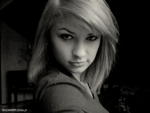 hair, smile, monochrome, bangs