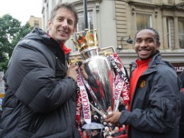Mistrzowska parada United na ulicach Manchesteru
