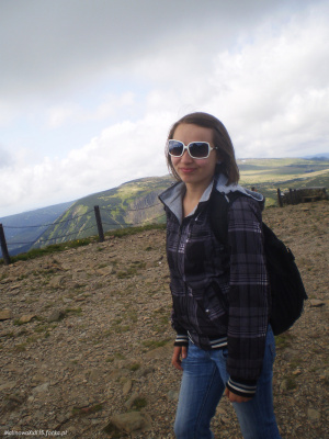 jacket, outerwear, textile, jeans, denim, cool, sunglasses, pattern, mountain