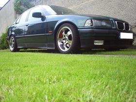 BMW 318i