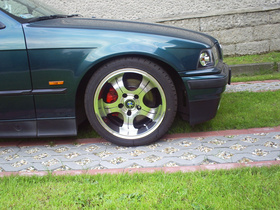 BMW 318i