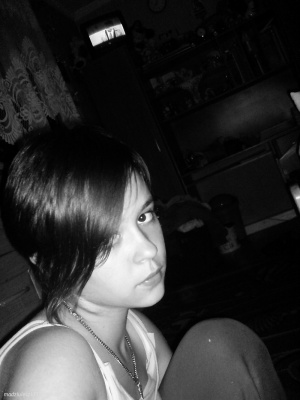 hair, fun, smile, cool, monochrome, bangs