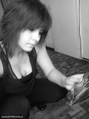 hair, monochrome, bangs