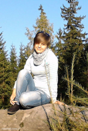 jeans, smile, sitting