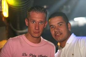 Najładniejsze zdjęcie użytkownika HardstyleMUSIC - Defqon 1. 2011 z kuzynem :)