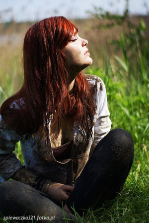 hair, sitting