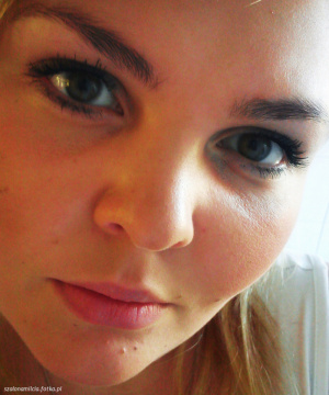 mouth, eyelash, skin