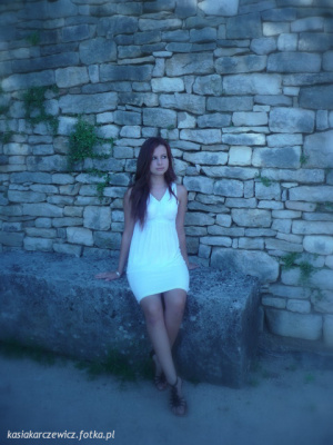 model, dress, wall