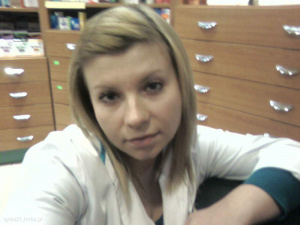 hair, selfie, drawer