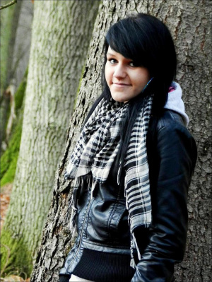 hair, jacket, outerwear, jeans, model, scarf