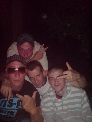 hand, fun, smile, cool, glasses, muscle, dude