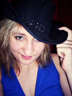 hand, hat