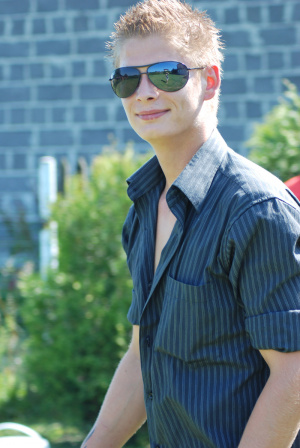 outerwear, jeans, denim, cool, glasses, sunglasses, goggles