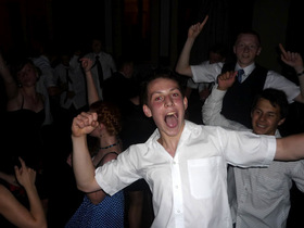 Najładniejsze zdjęcie użytkownika kondzio1996 - mój bal gimnazjalny ;D