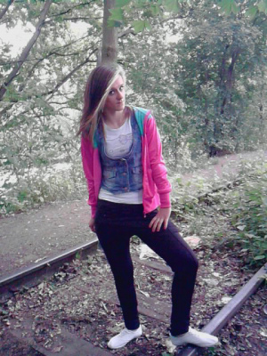 jacket, outerwear, jeans, denim, tights, forest