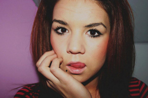 nail, mouth, eyelash, skin, hand, lipstick