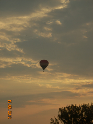 sky, toy, balloon, vehicle, sports, aircraft