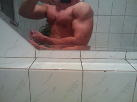 93r 2,5 l na silce, waga 81 kg