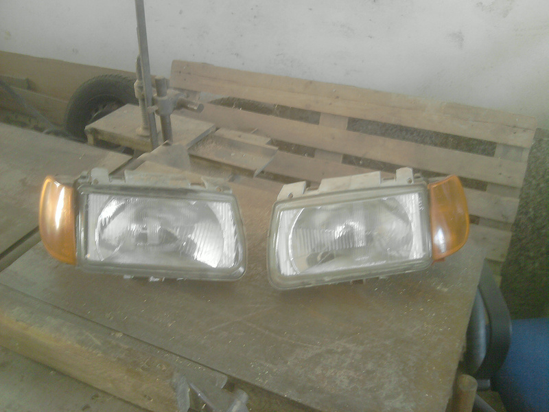 2 lampy + kierunki 150zł rok 94-98