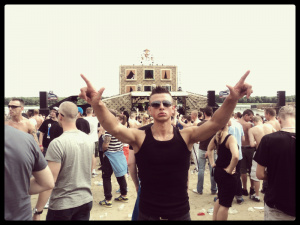 fun, muscle, crowd
