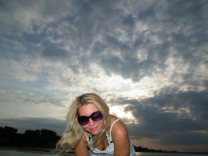 hair, fun, smile, cool, glasses, sky, leisure, vacation, sunglasses, event