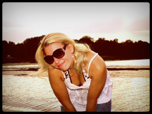 hair, selfie, smile, cool, glasses, sunglasses, goggles, room
