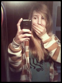 hand, selfie