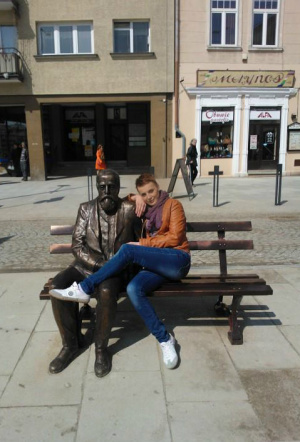 jeans, sitting, chair, bench