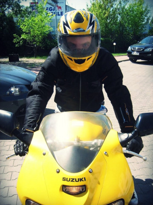 vehicle, car, helmet, motorcycle
