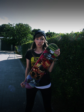 http://www.fotka.pl/profil/MonsterrCS