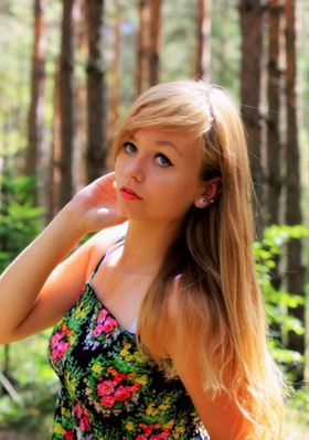http://www.fotka.pl/profil/Chouppetee
