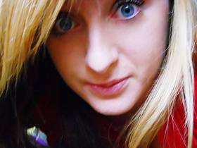 http://www.fotka.pl/profil/xEyNoChodzTux12