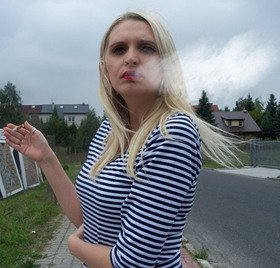 http://www.fotka.pl/profil/Midla