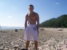 http://www.fotka.pl/profil/DaMiAnErO19