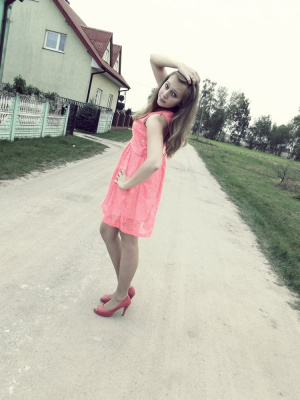 skin, fun, smile, cool, dress