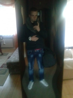 selfie, jeans, standing