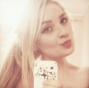 eyelash, skin, selfie