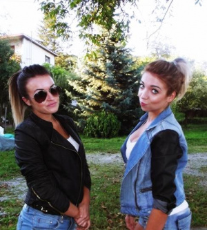 jacket, outerwear, textile, jeans, denim, smile, cool, sunglasses