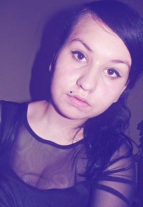 http://www.fotka.pl/profil/bluejeanss