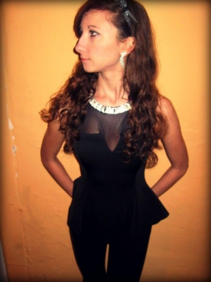 hair, dress