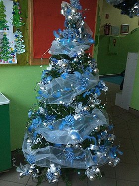 Przy wejściu do Przedszkola (moja praca)