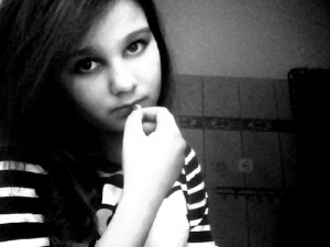 hair, hand, selfie, monochrome